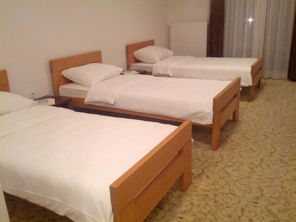 Jablanica Motel Maksumic מראה חיצוני תמונה