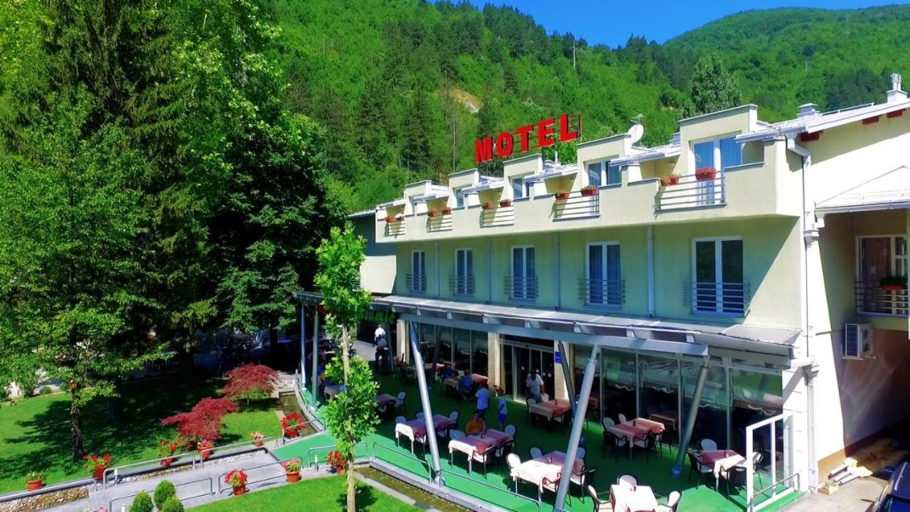 Jablanica Motel Maksumic מראה חיצוני תמונה